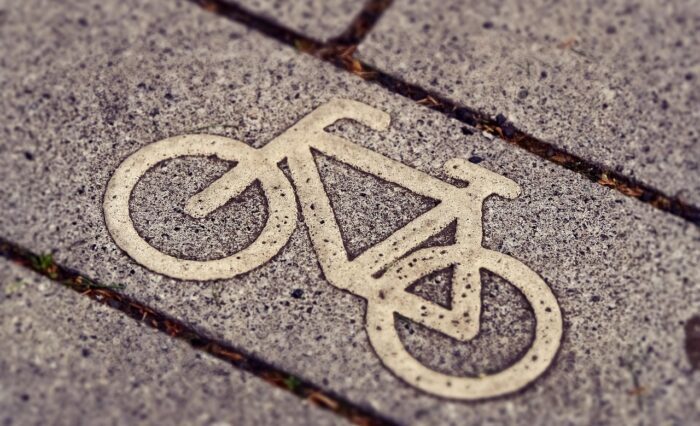 bicycle-path-3444914_1280