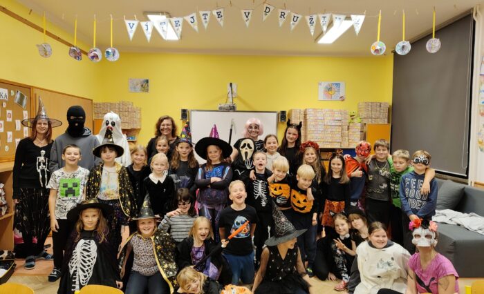 IMG_20251031_194219 IMG_20251031_194219